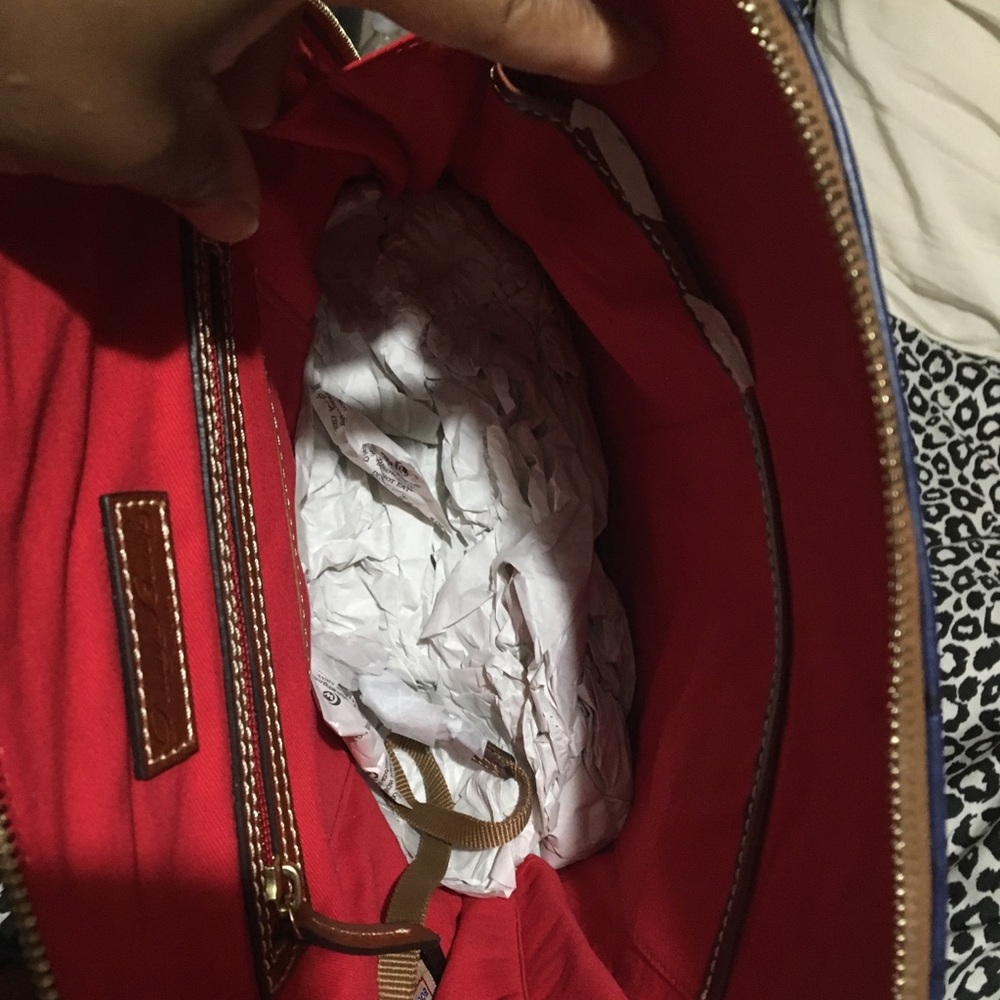 Dooney & Bourke - Picture 6 of 8